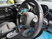 Begagnad Mini Cooper Level 2 135 kW (184 HK) 2023 Halvkombi