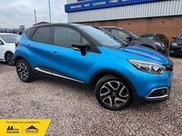 Used Renault Captur Dynamique 90 HP (66 kW) 2017 Blue/black SUV