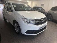 Used Dacia Sandero Ambiance 75 HP (55 kW) 2017 White Hatchback