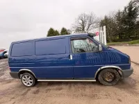 Used VW T4 88 HP (64 kW) 2003 Blue Van