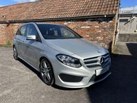 Begagnad Mercedes B180 AMG line 2016 Silver Minibuss