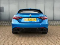 Used Alfa Romeo Giulia Saloon Veloce 280 HP (205 kW) 2023 Misano blue Sedan
