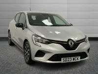 Used Renault Clio Evolution 90 HP (66 kW) 2023 Silver  Hatchback