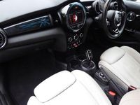 Usado Mini Cooper S Exclusive 192 HP (141 kW) 2020 Citadino