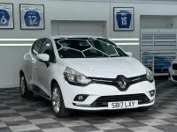 Used Renault Clio Dynamique 75 HP (55 kW) 2017 White Hatchback