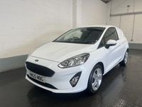 Usado Ford Fiesta S 85 CV (62 kW) 2020 Blanco Utilitario
