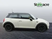 Used Mini Cooper Hatch 2018 White Hatchback