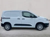 Used Toyota Proace 100 HP (73 kW) 2024 White MPV