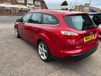 Used Ford Focus Titanium 2014 Red Estate