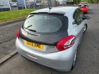 Used Peugeot 208 Active 82 HP (60 kW) 2013 Silver Hatchback