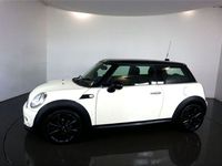 used Mini Cooper D Hatch 1.63d-CHILI PACK-PEPPER WHITE-BLUETOOTH-CLIMATE CONTROL-17"GLOSS BLACK ALLOYS-ROOF AND MIR