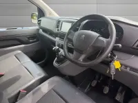 Begagnad Peugeot Expert Premium 2022 Grå Van