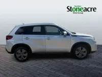 Usado Suzuki Vitara SZ-T 140 CV (102 kW) 2019 Plateado SUV