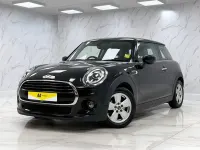 Usado Mini Cooper Classic 136 HP (100 kW) 2020 Preto Citadino