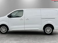 Used Vauxhall Vivaro 101 HP (74 kW) 2023 MPV