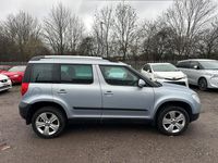 Used Skoda Yeti SE 105 HP (77 kW) 2011 Blue SUV