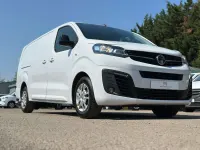 Used Vauxhall Vivaro Sportive 100 HP (73 kW) 2022 White MPV