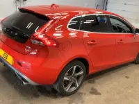Used Volvo V40 R-Design 118 HP (86 kW) 2015 Red Hatchback