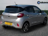 Used Hyundai i10 Premium 67 HP (49 kW) 2023 Bronze Hatchback
