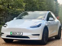 Usado Tesla Model Y RWD 219 kW (299 HP) 2024 Branco SUV