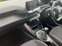 Gebraucht Peugeot 208 Active+ 102 PS (75 kW) 2023 Gelb Kleinwagen