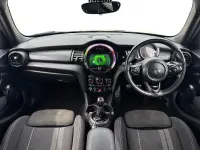 Used Mini Cooper Hatch 134 HP (98 kW) 2019 White Hatchback