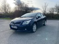 Usado Toyota Avensis 146 CV (107 kW) 2009 Azul Berlina