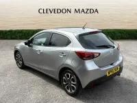 Gebraucht Mazda 2 Inclusive 90 PS (66 kW) 2016 Silber Kleinwagen