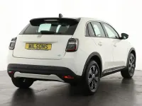 New Fiat 600 Red 114 kW (156 HP) 2026 White SUV