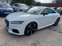 Używany Audi TT Black Edition 180 KM (132 kW) 2018 Biały Coupe