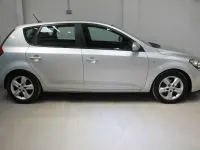 Used Kia Ceed 89 HP (65 kW) 2011 Silver Hatchback