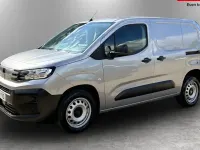 Begagnad Peugeot Partner 102 HK (75 kW) 2025 Minibuss