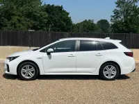 Used Suzuki Swace 140 HP (102 kW) 2023 White Estate