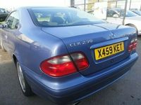 used Mercedes CLK230 Avantgarde 2dr Tip Auto 2.3