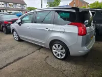 Used Peugeot 5008 Allure 112 HP (82 kW) 2012 Silver MPV