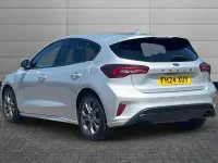 Used Ford Focus ST-Line 123 HP (90 kW) 2024 Moondust silver Hatchback