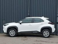 Used Toyota Yaris Hybrid 116 HP (85 kW) 2023 White Estate