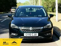 Used Vauxhall Astra Elite 136 HP (100 kW) 2016 Green Hatchback