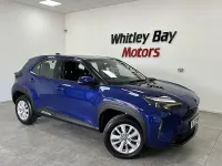 Used Toyota Yaris Cross 114 HP (83 kW) 2023 Blue SUV