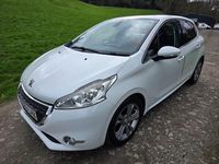 Used Peugeot 208 Allure 2014 White Hatchback