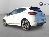 Used Renault Clio V Iconic 101 HP (74 kW) 2020 White Hatchback