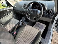 Used Suzuki SX4 SZ5 2014 White Hatchback