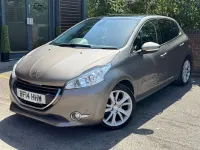 Used Peugeot 208 120 HP (88 kW) 2014 Grey Hatchback