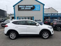 Used Hyundai Tucson SE 132 HP (97 kW) 2020 White SUV