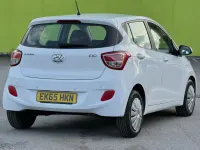 Usado Hyundai i10 SE 87 HP (63 kW) 2015 Branco Citadino