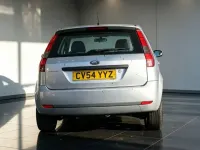 Used Ford Fiesta 80 HP (58 kW) 2004 Silver Hatchback