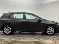 Używany VW Golf VIII 130 KM (95 kW) 2023