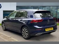 Used VW Golf VIII Active 147 HP (108 kW) 2022 Blue Hatchback