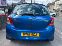 Used Toyota Yaris 101 HP (74 kW) 2011 Blue Hatchback