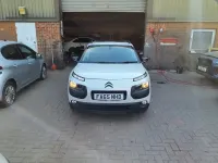 Used Citroën C4 Cactus Flair 110 HP (80 kW) 2016 White Hatchback